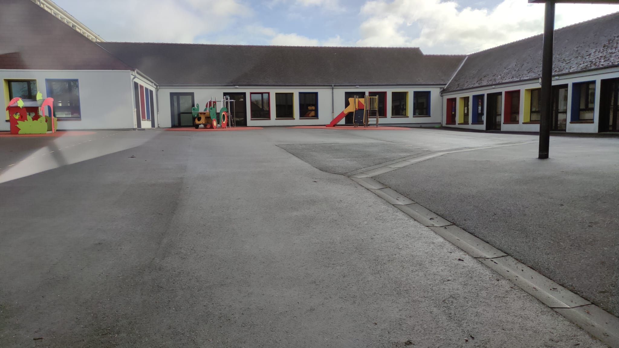 Pour une école végétalisée et adaptée aux enjeux climatiques